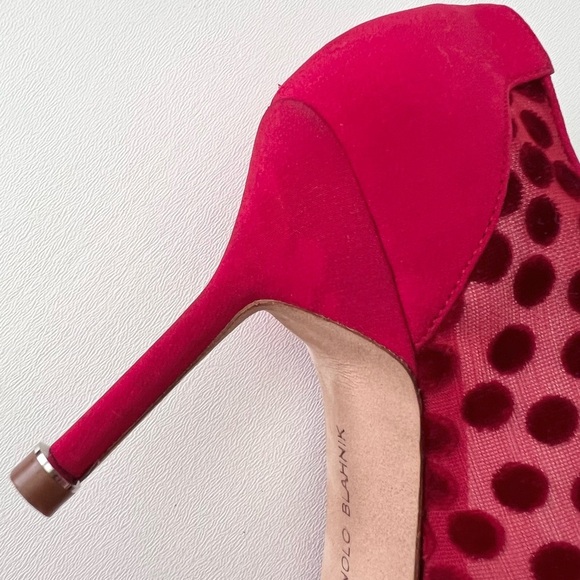 MANOLO BLAHNIK || Red Silk Polka Dot Hangisi Jewel Buckle Embellished Pumps 36 - Picture 11 of 15